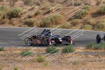 media/Jun-01-2025-CalClub SCCA (Sun) [[eae223c5dd]]/Group 3/Qualifying/